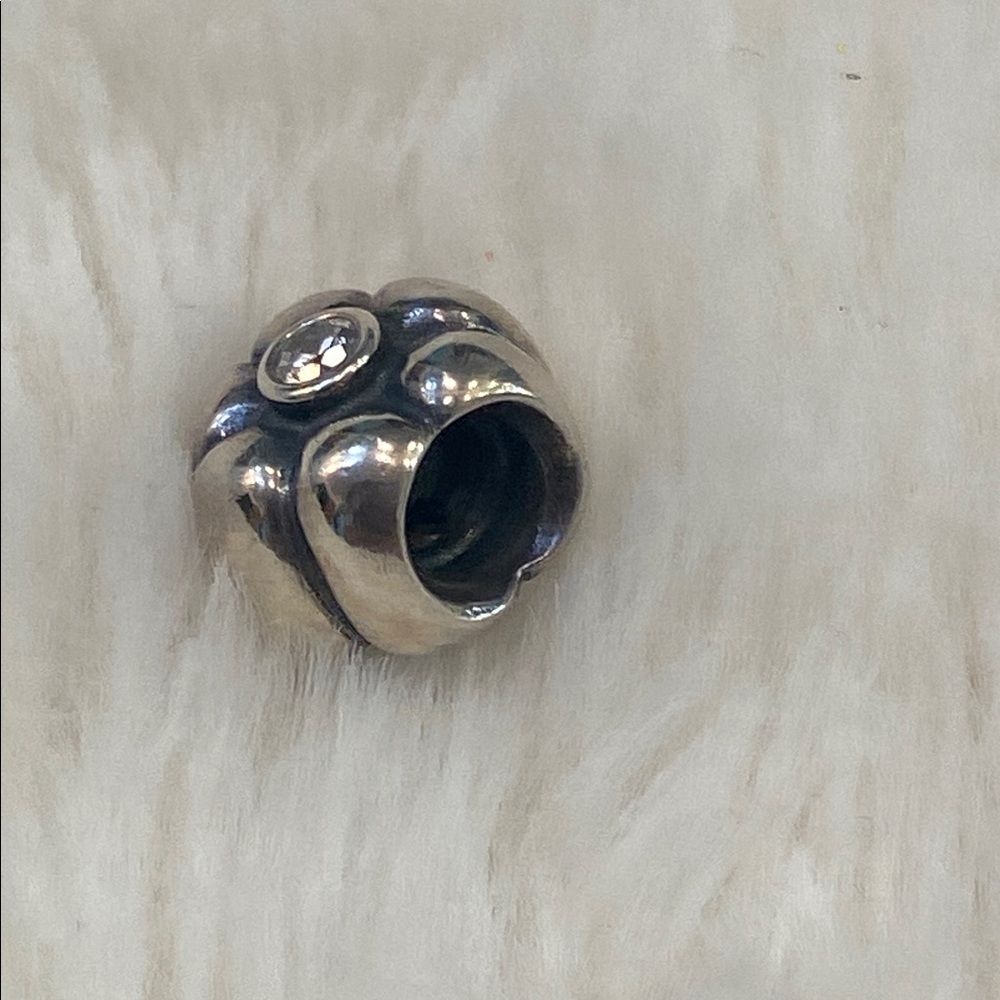 Pandora Pumkin Bead - Picture 3 of 4